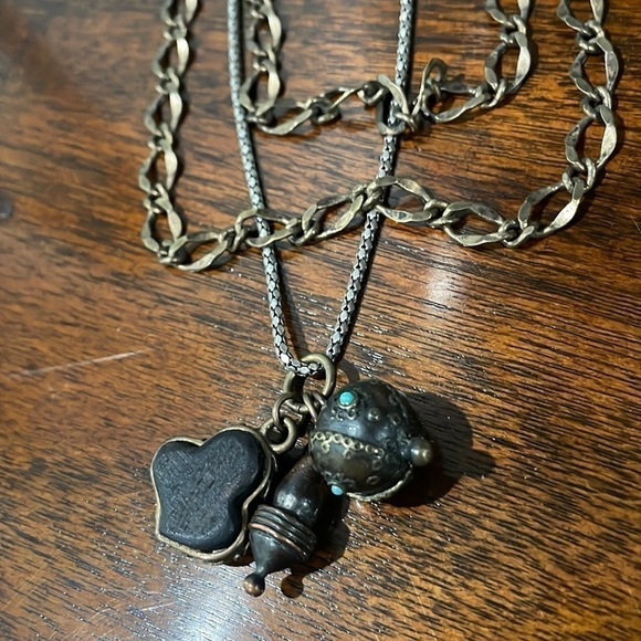 Lucky Brand 3-Strand W/Charms Turquoise Necklace—GORGEOUS! Excellent Cond! - Picture 6 of 15